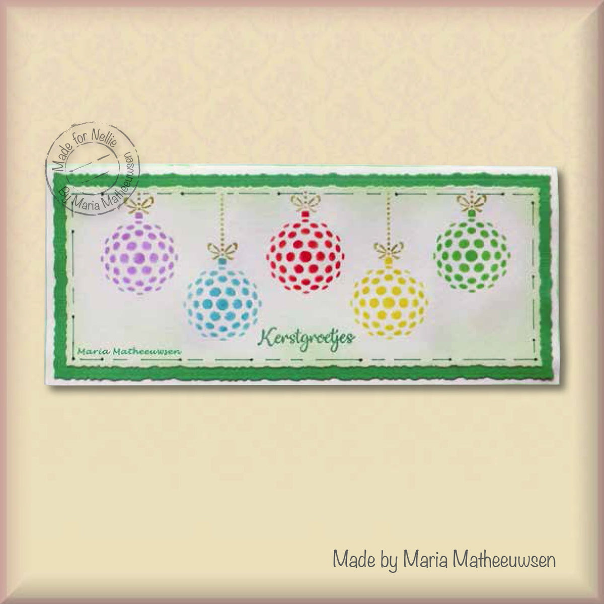 Nellie's Choice Pochoir techniques mixtes - Slim Line - Boules de Noël