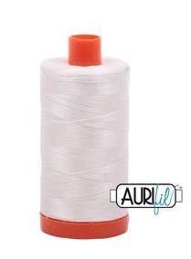 Fil Aurifil n° 6722 Biscuit de mer uni