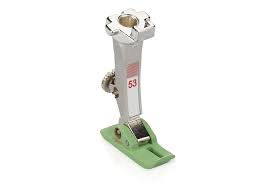 Bernina #53 point droit avec téflon