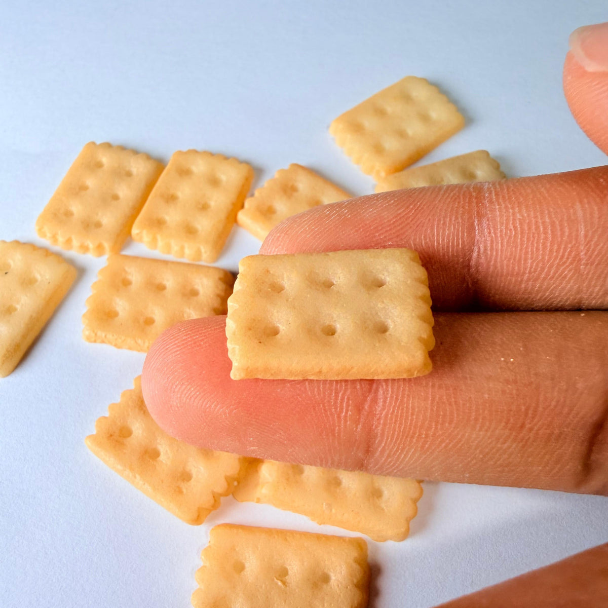 Breloques de biscuits fines pour l'artisanat de bricolage