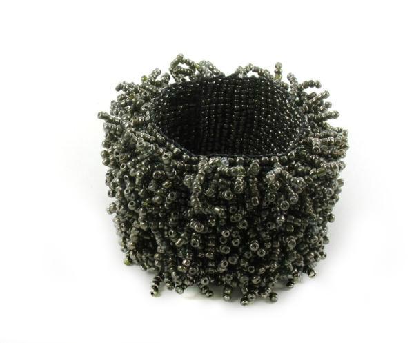 Bracelet hérisson en perles élastiques