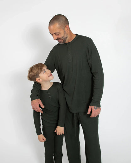 Ensemble de pyjama long deux pièces gaufré vert forêt profonde