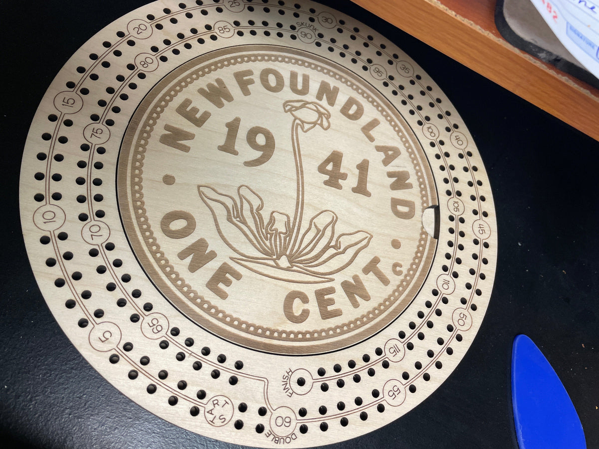 2-Player Round Cribbage Board with Peg Storage