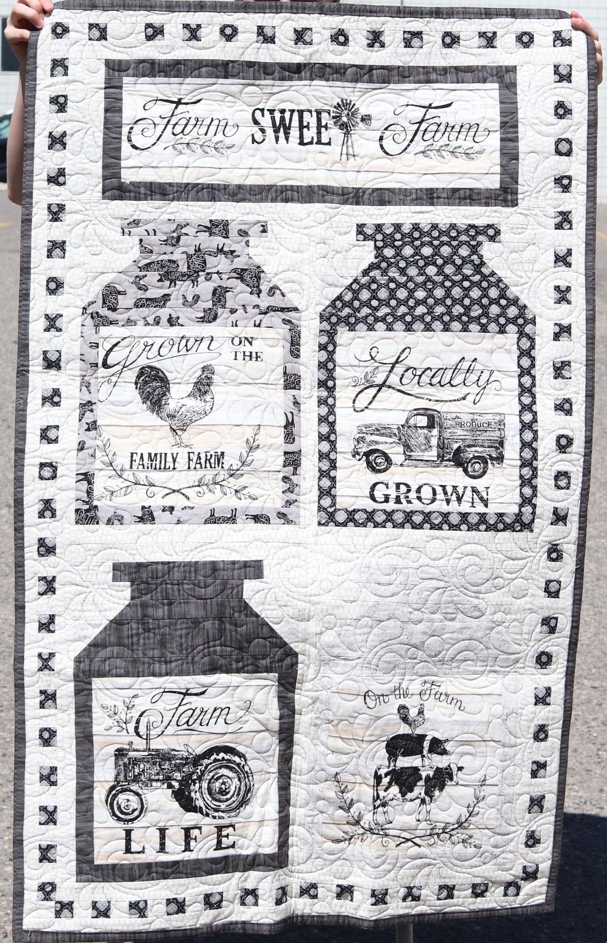 Store Sample- Lap Quilt- Farm Panel