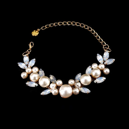 Collier Reine des Perles – Collier de luxe en perles pour animaux de compagnie