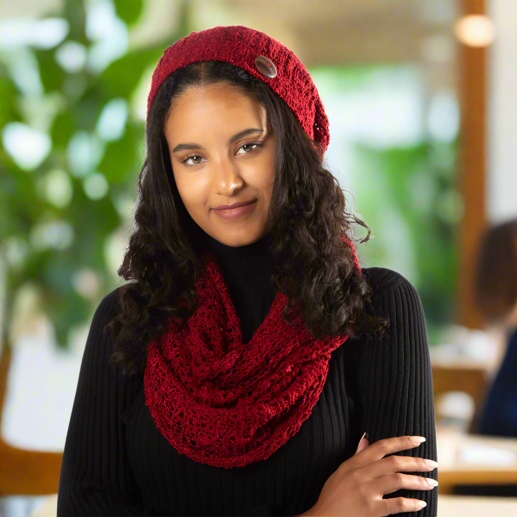 Bonnet en tricot rouge Popcorn avec bouton