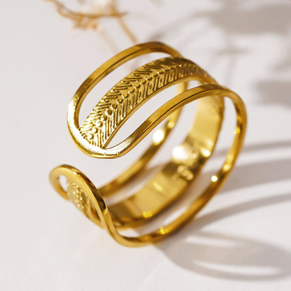 MATHEO: Bague Triple empilement Or Texturé