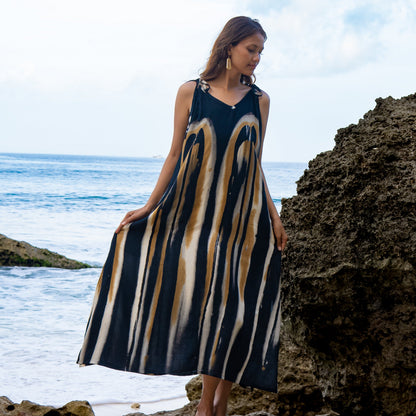 Bold Abstract Tie Dye Long Dress In Grey & Gold