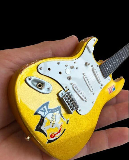 Réplique de guitare Dick Dale Fender™ Strat™ "Beast" Gold Sparkle