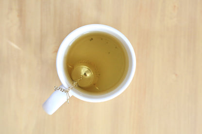 Infuseur à thé Théière dorée