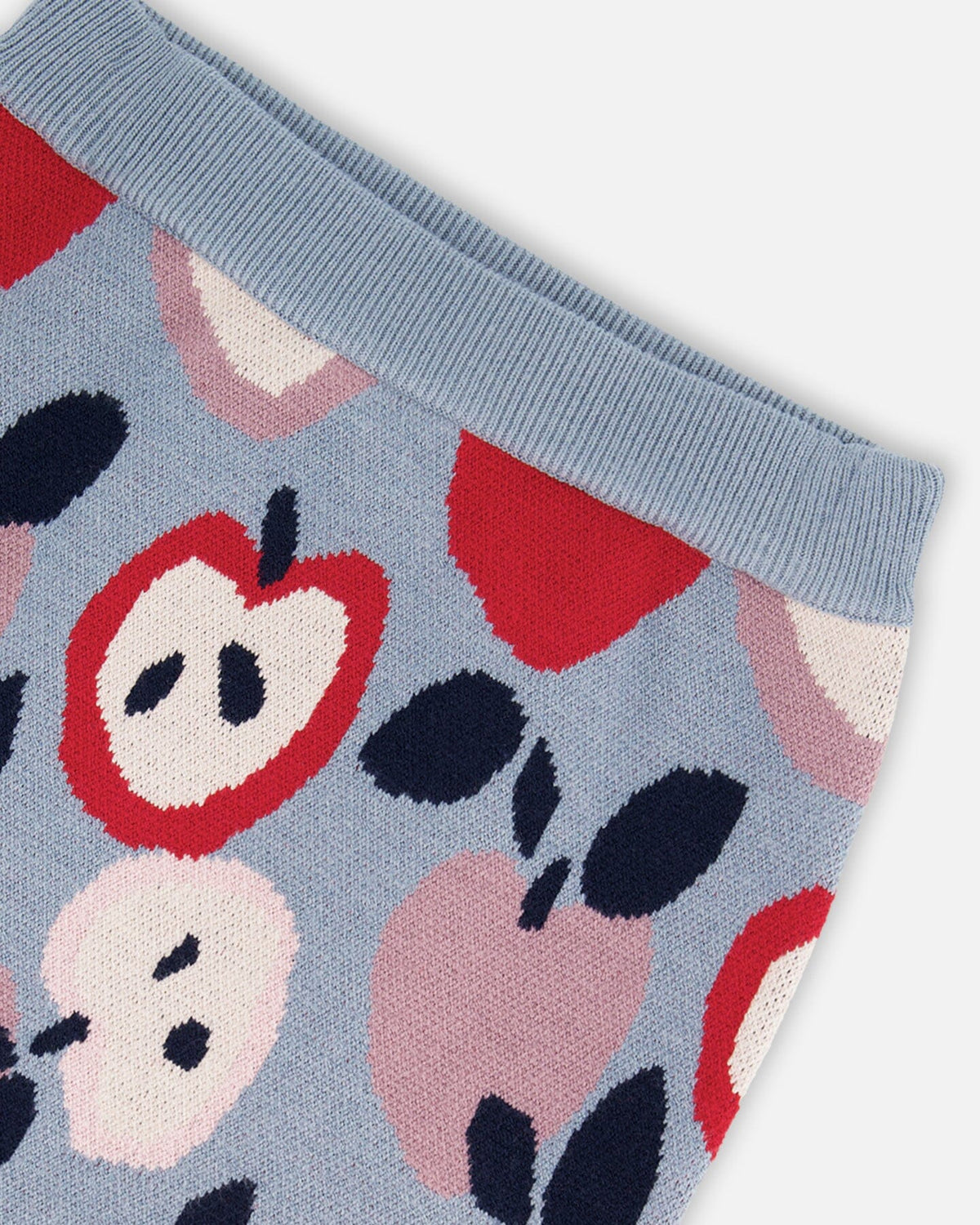 Knit Skirt Blue And Red With Apple Heart Jacquard