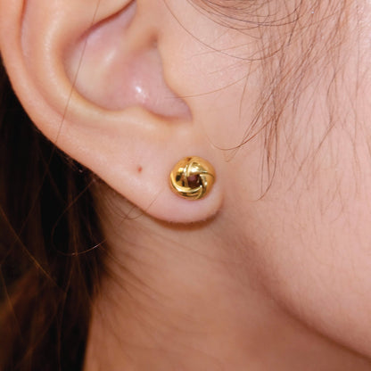 JATANI (Petit) Doré : Clous d'oreilles Nœud d'amour – Symbole intemporel d'amour éternel et élégant cadeau de joaillerie