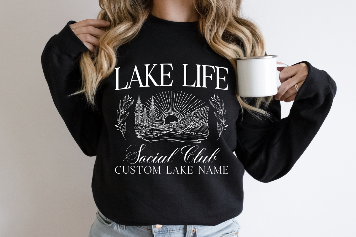 Sweat-shirt ras du cou unisexe Lake Life Social Club | Vêtements pour le lac | Vêtements de camping