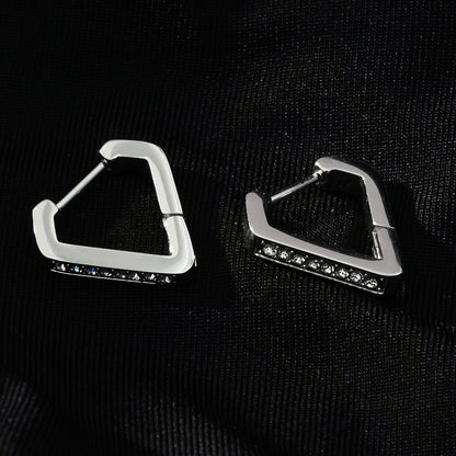 MARIETTA Or blanc (Tonalité argentée) : Mini créoles triangulaires avec zircons pavés