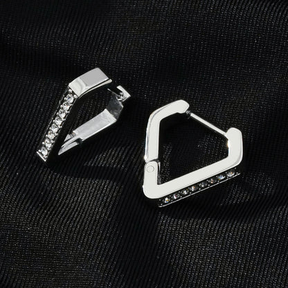 MARIETTA Or blanc (Tonalité argentée) : Mini créoles triangulaires avec zircons pavés