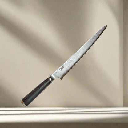 Trancheuse à pain Miyako SUS 240mm | Lame en acier Damas 33 couches – Fabriquée au Japon