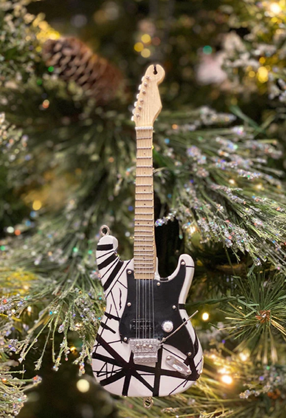 EVH – « Franky » (blanc/noir) Ornement de Noël de 6 po
