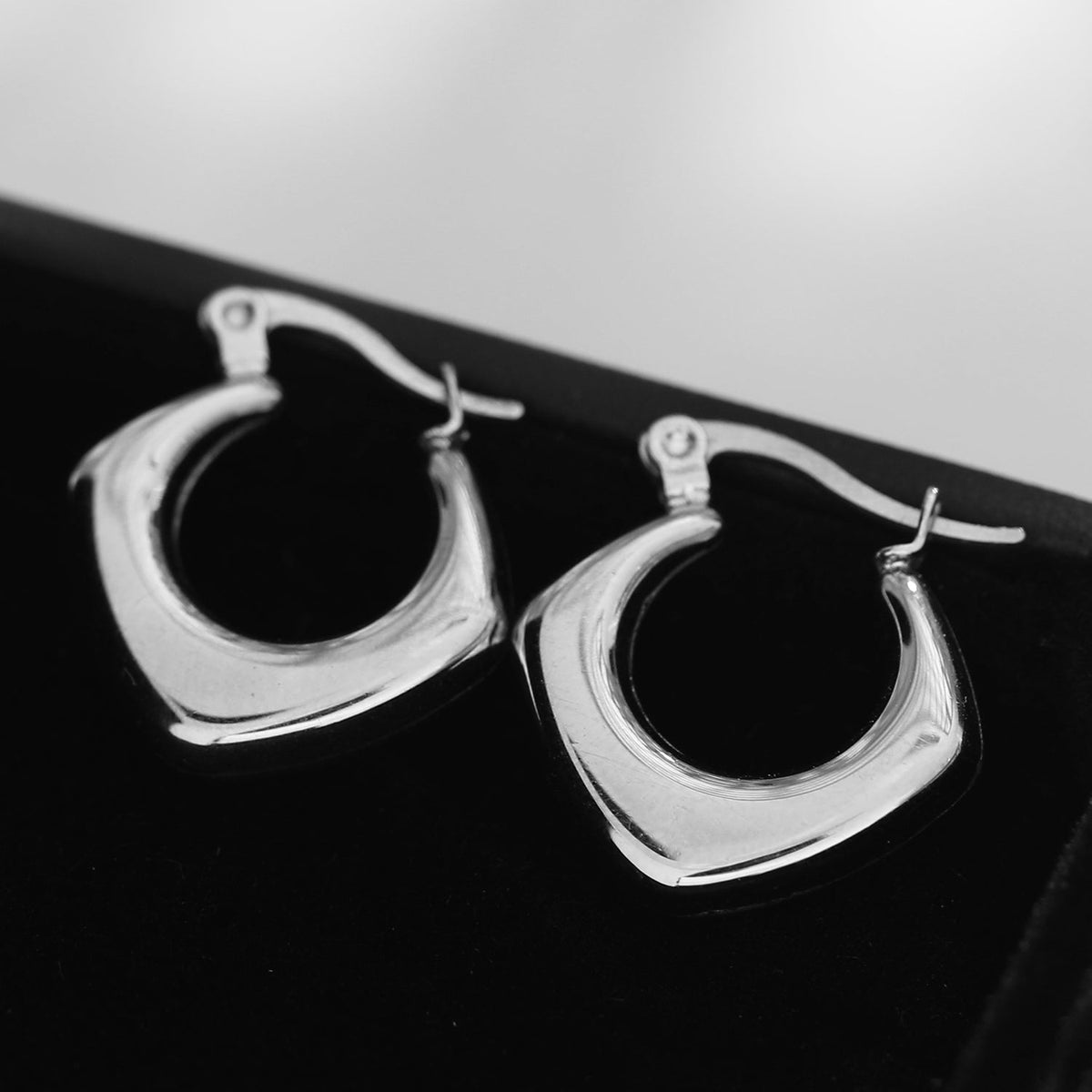 Boucles d'oreilles créoles carrées et arrondies MARIYA Argent