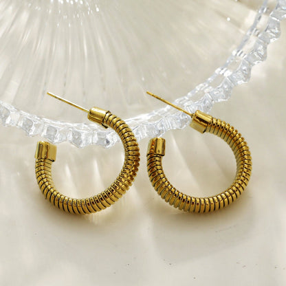 Style ABRIOLA : Boucles d'oreilles créoles géométriques texturées
