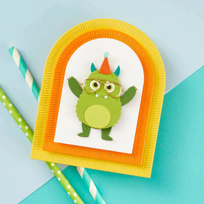Matrices de découpe étamées « Make a Wish Arch Labels » de la collection Monster Birthday