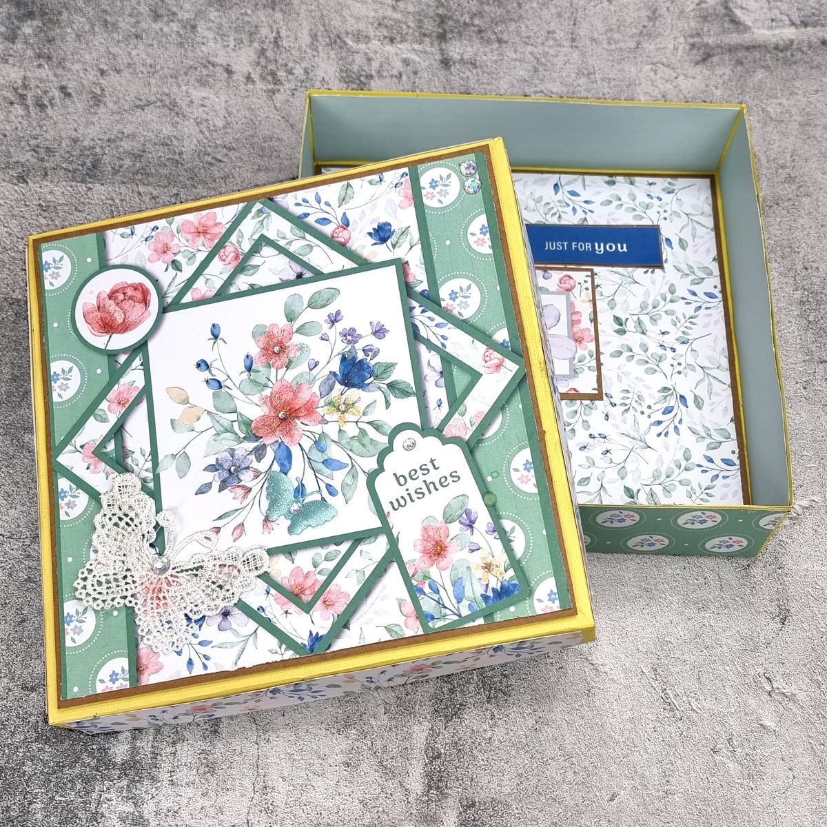 The Paper Boutique Sunny Gardens Bloc de Cartes Couleur 20,3 cm x 20,3 cm