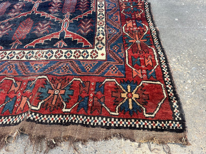 Antique Persian Bakhtiari Rug | 5' x 7’ 4"