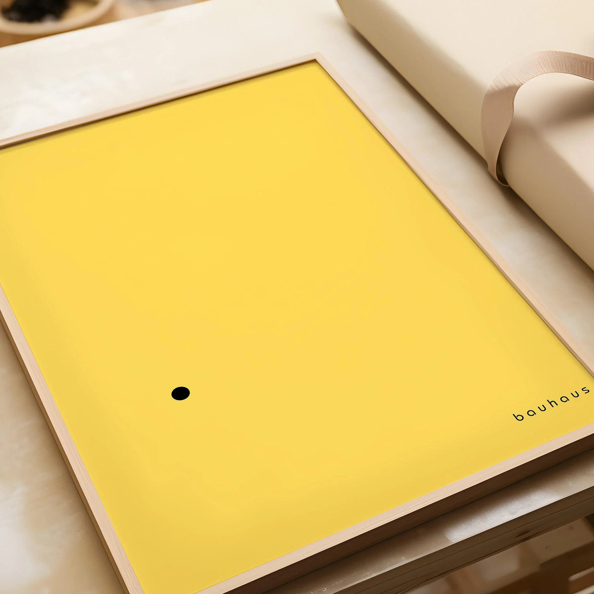 Impression Giclée Bauhaus « Le Point » : Art Moderne du Milieu du Siècle, Jaune et Noir