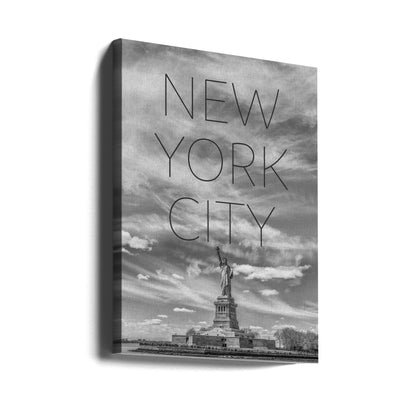 Wall art NYC Statue of Liberty | Text Skyline
