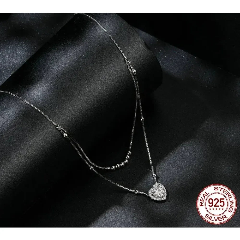 Capturez son cœur avec un éclat éblouissant : Collier Cœur en Moissanite 1 carat
