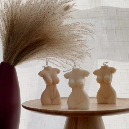 Bougie en Cire de Soja Forme Féminine : Bougie Pilier Corps de Déesse
