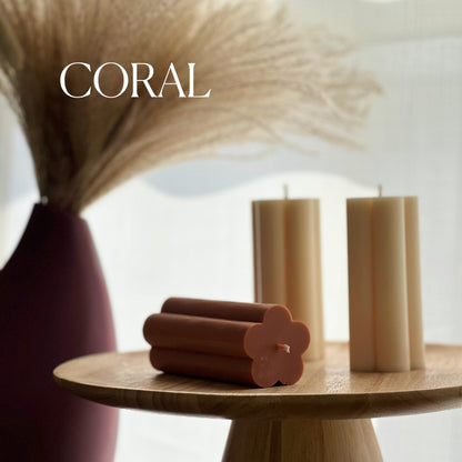 Bougie de soja Pilier Fleur : Décoration d'intérieur minimaliste, Bougie végane non parfumée