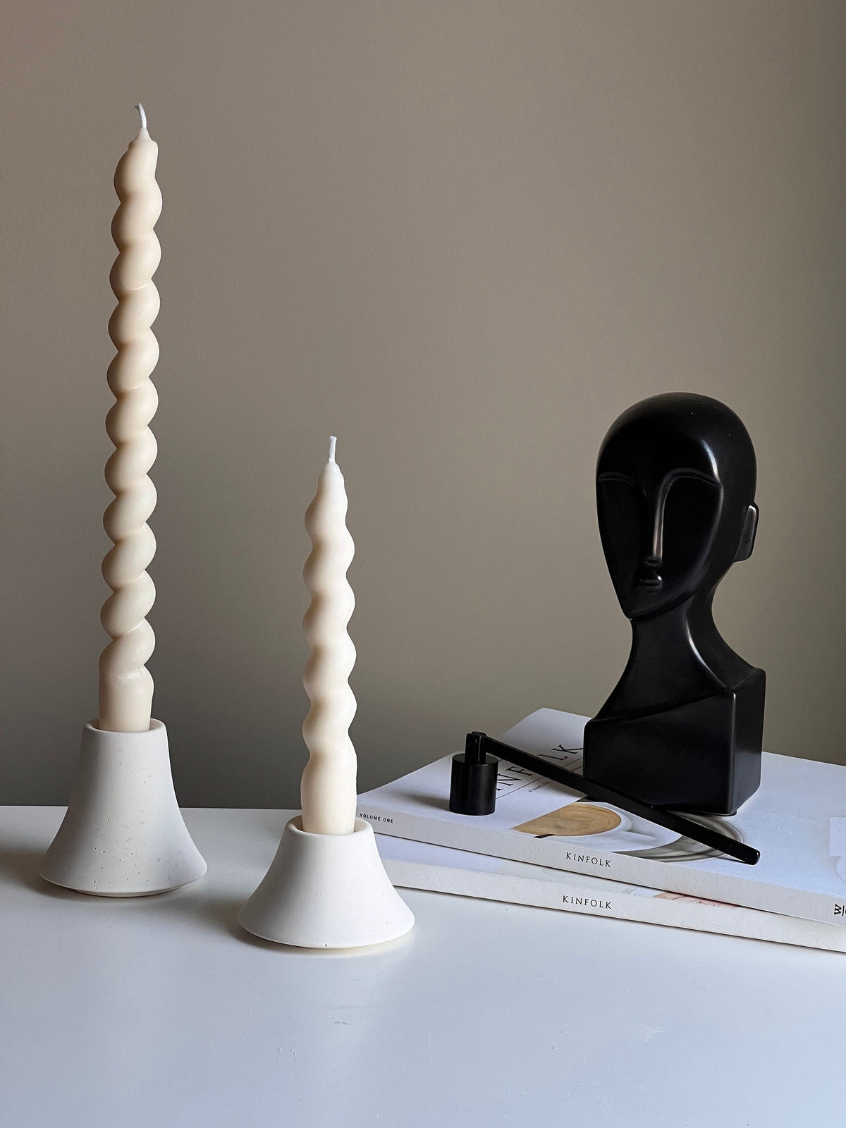 Bougeoir rond en jésonite : Décoration de table minimaliste