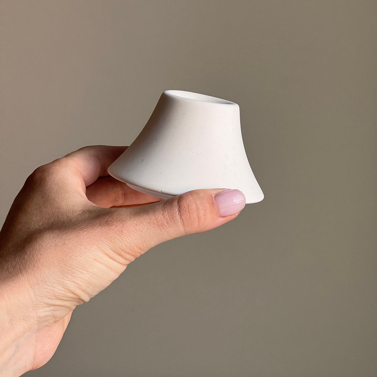 Bougeoir rond en jésonite : Décoration de table minimaliste