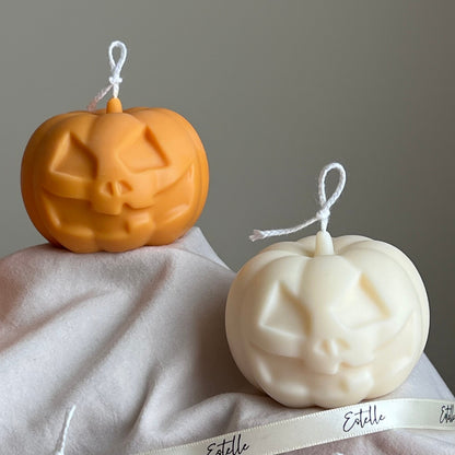 Bougie citrouille d'Halloween coulée à la main | Bougie décorative en cire de soja