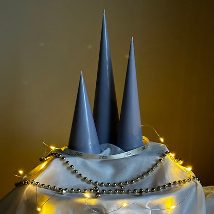 Lot de bougies coniques de Noël minimalistes : Décoration en cire de soja coulée à la main