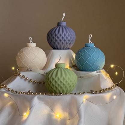 Handmade Christmas Bauble Soy Candle: Festive Ornament Decor