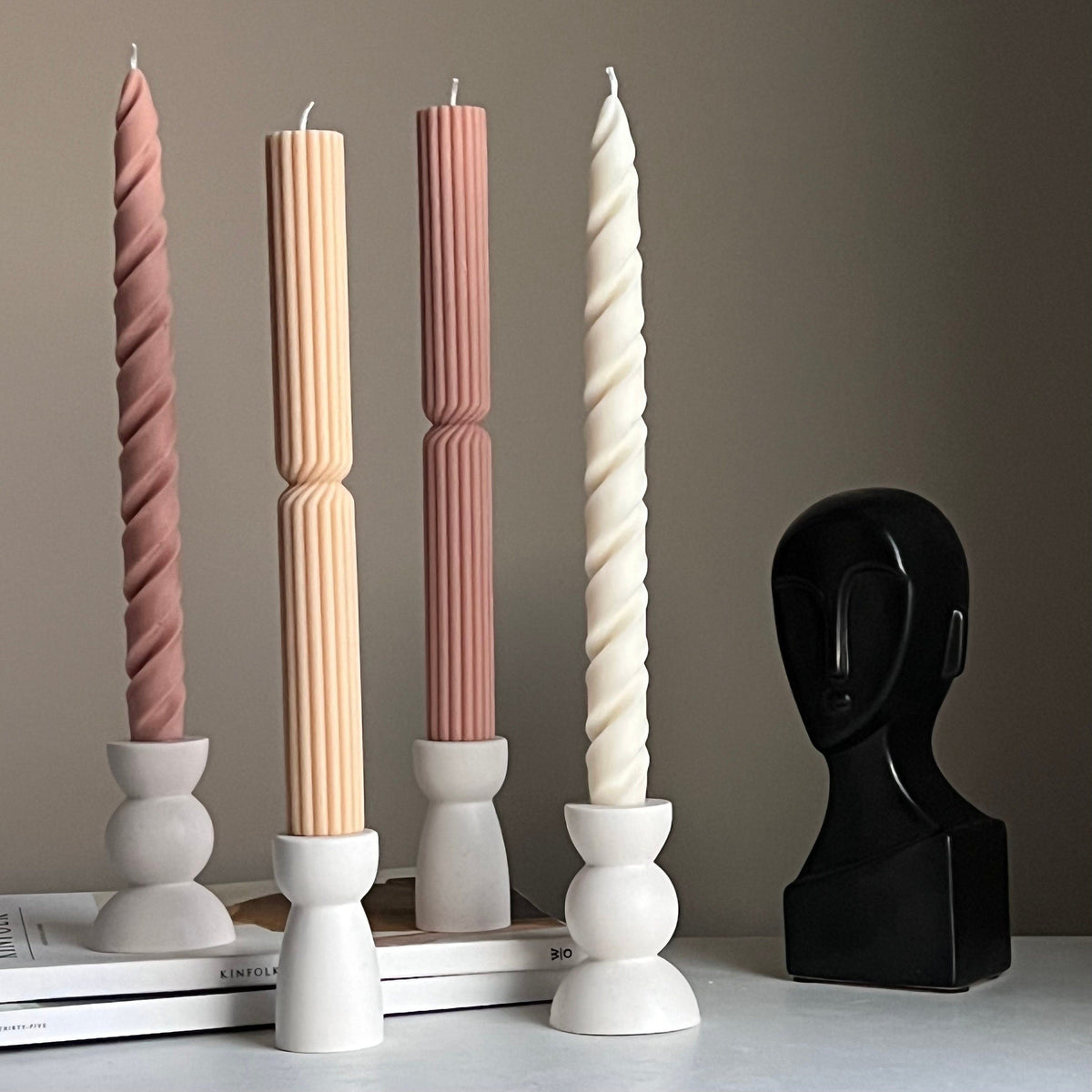 Bougeoir Sablier Fait Main en Jesmonite : Décoration de Mariage Minimaliste