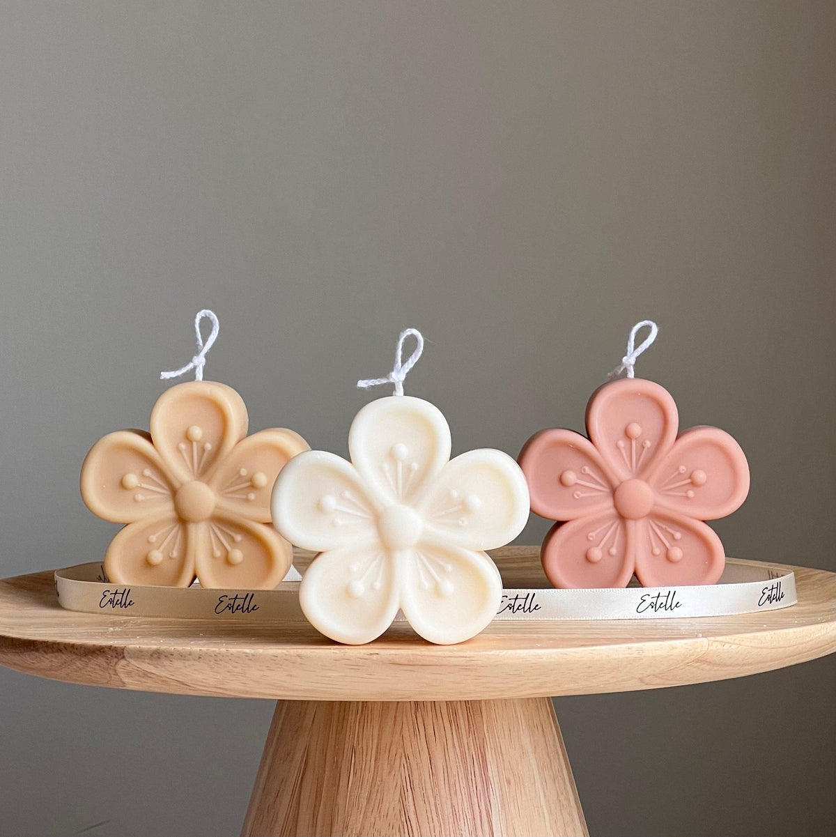 Soy Wax Flower Candle: Sculptural Blossom Candle