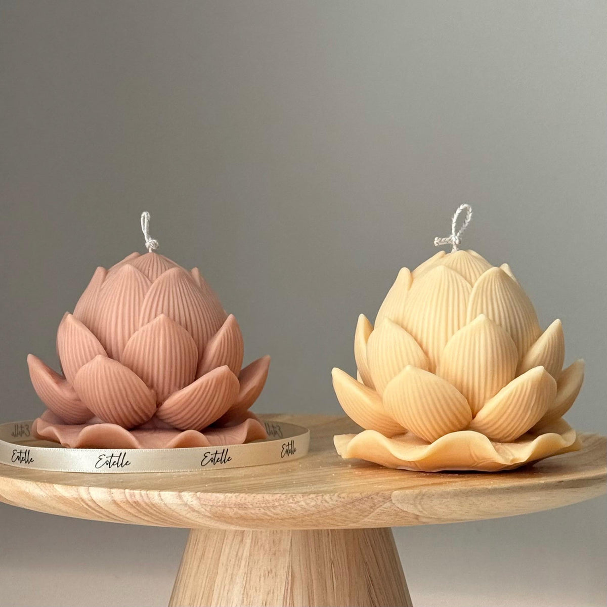 Bougie Lotus en Soja Faite à la Main : Cadeau Décoratif Sculptural pour la Maison