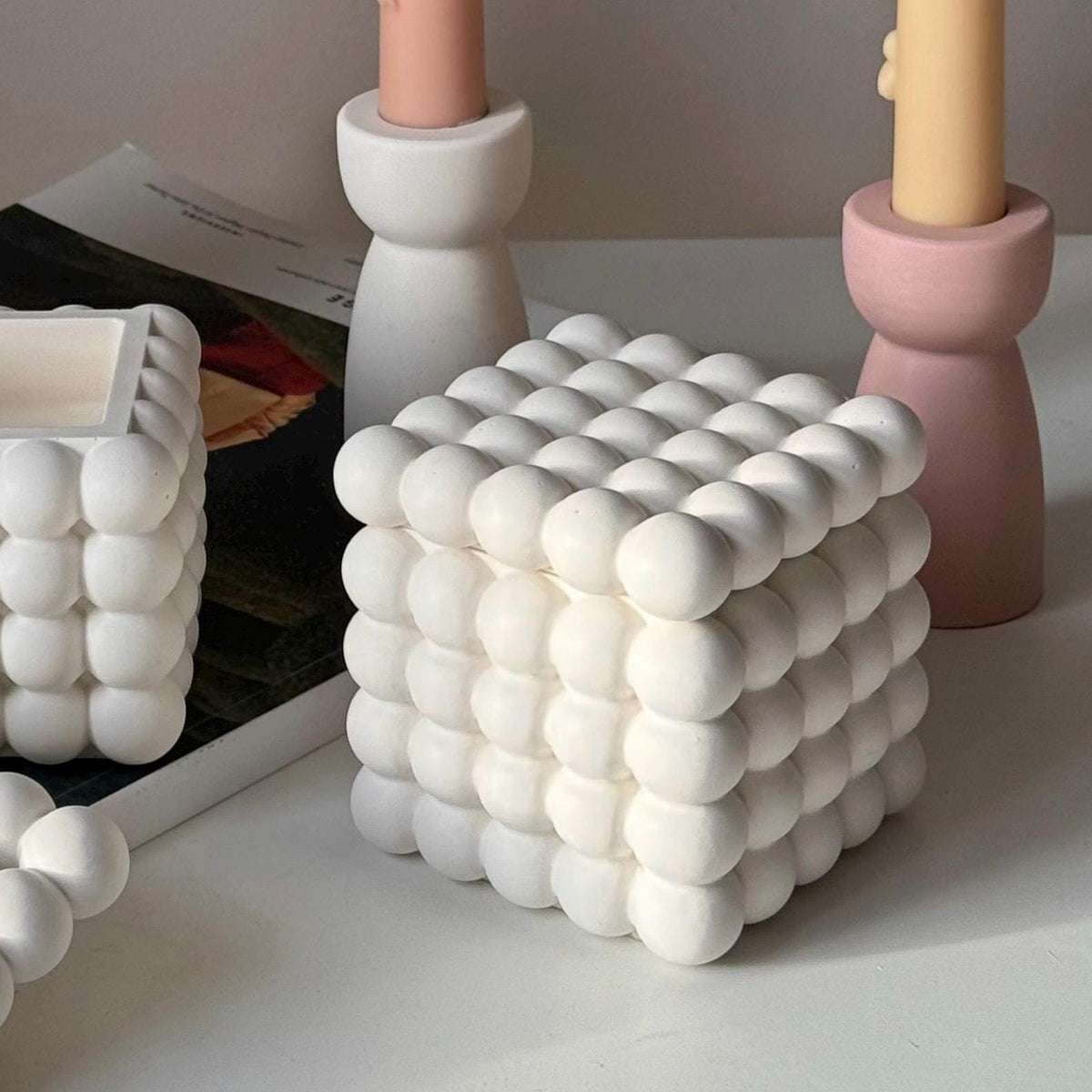 Bougie en cire de soja Bubble Jar | Récipient en Jesmonite, Faite à la main