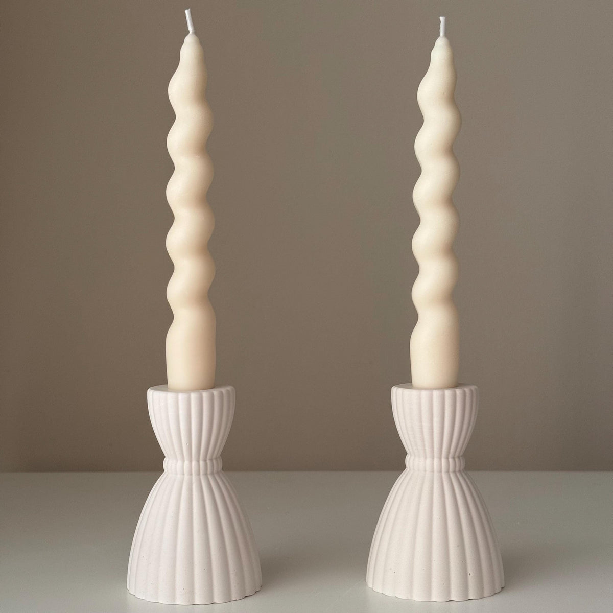 Bougeoir Robe de Mariée : Décoration de table en jesmonite