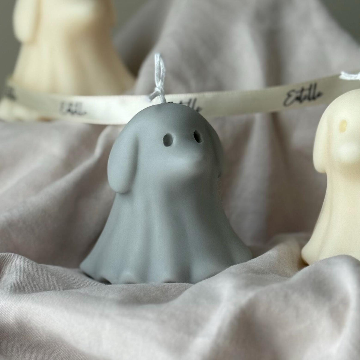 Bougie Chien Fantôme d'Halloween : Cadeau Animal en Cire de Soja Faite Main