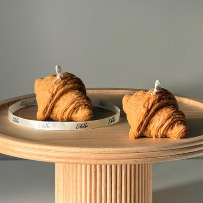 Bougie sculpturale en forme de croissant, Bougie décorative en forme de pâtisserie