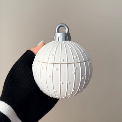 Énorme Boule de Noël Ornementale – Décoration de Fête Sculpturale, Bougie Artisanale en Cire de Soja