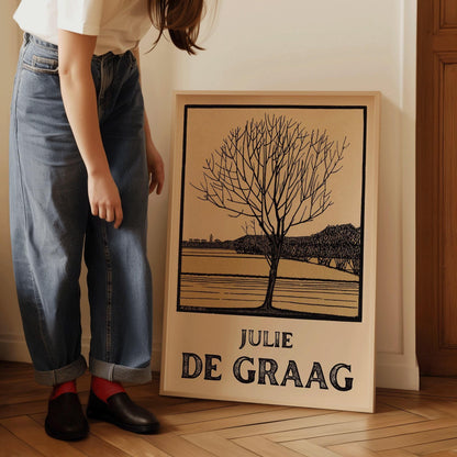 Julie de Graag - Fleur nue | Dessin vintage beige (disponible encadré prêt à accrocher ou sans cadre)