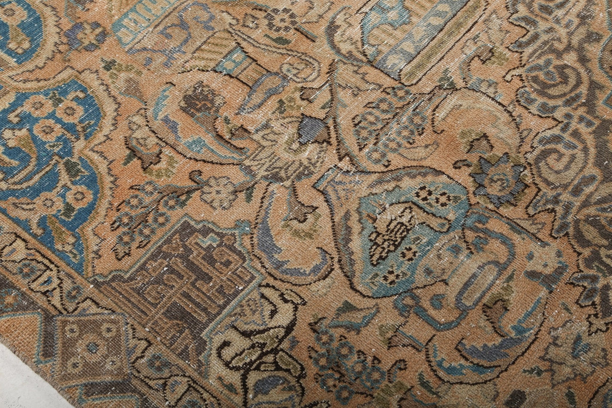 Persian Kashmar Rug | 6' 4" x 9' 3"