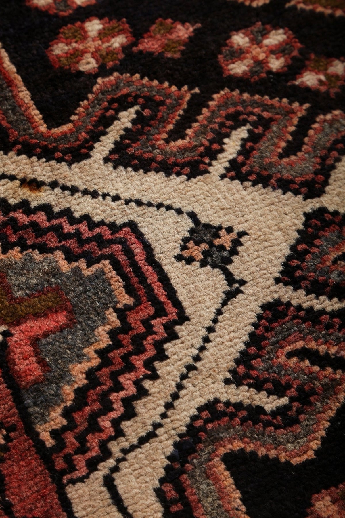 Persian Luri Runner Rug | 3' 10" x 9' 6"