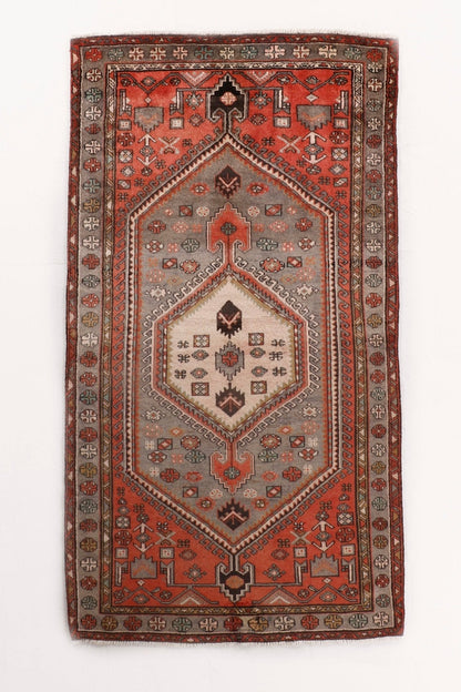 Persian Zanjan Rug | 4' 3" x 7' 10"