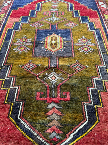 Turkish Yahyali Rug | 3' 8" x 6' 5"