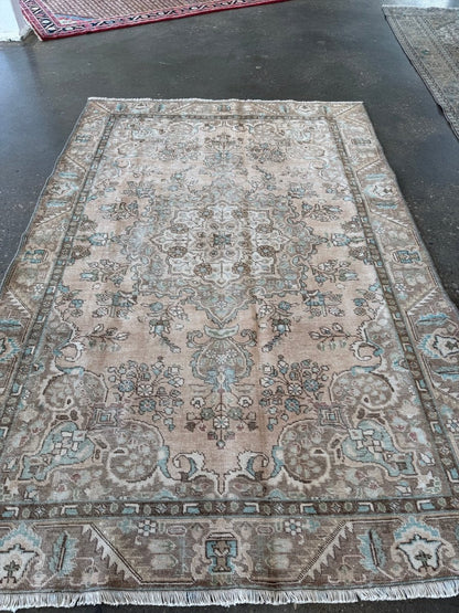 Vintage Tabriz Rug | 6' 1" x 8' 11"